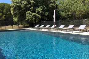 Family house 10 mn walking distance from Lourmarin